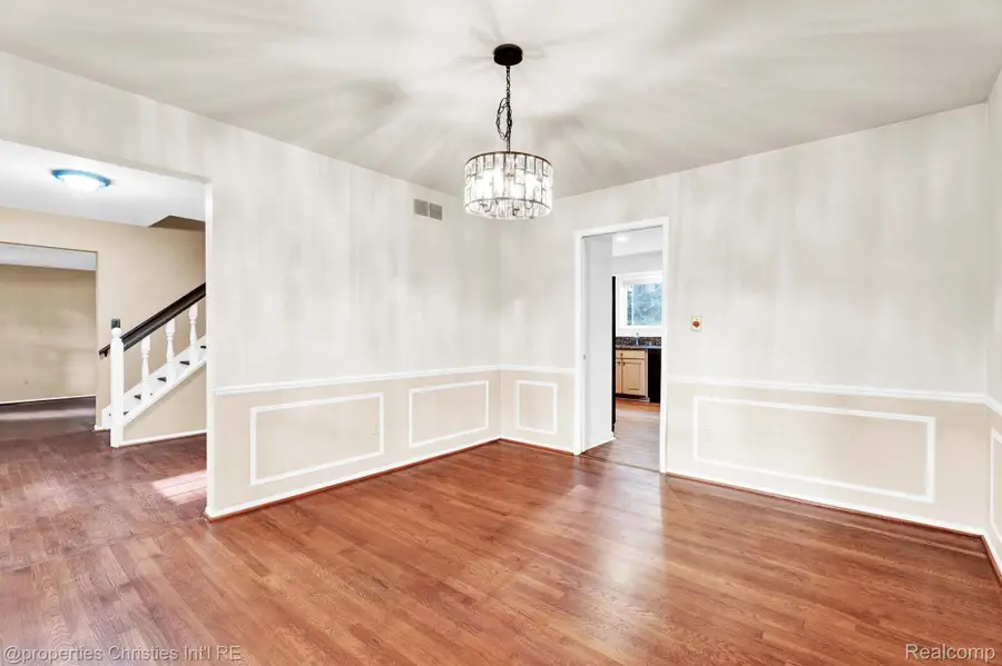 3014 Caswell Drive, Troy, MI 48084 - Image #3