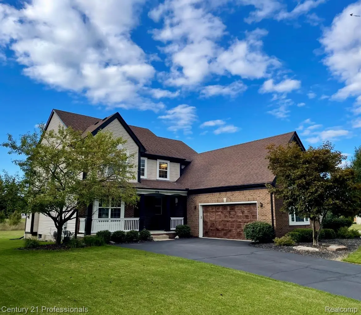 778 W Peninsula Court, Oxford, MI 48371 - Image #1