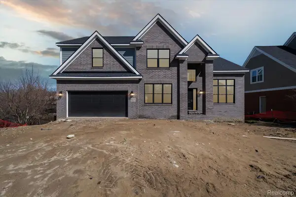 14277 Red Oak Drive, Belleville, MI 48111