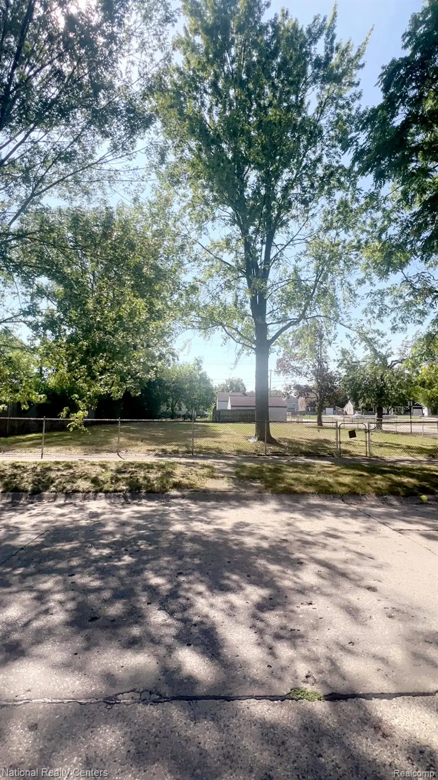 1408 E Elza Avenue, Hazel Park, MI 48030 - Image #1