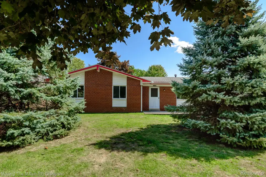 11137 Jackson Street, Belleville, MI 48111 - Image #2