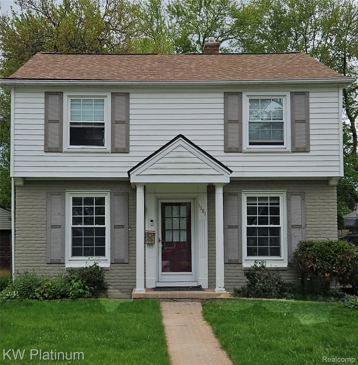 1381 Brys Drive, Grosse Pointe Woods, MI 48236 - Image #1