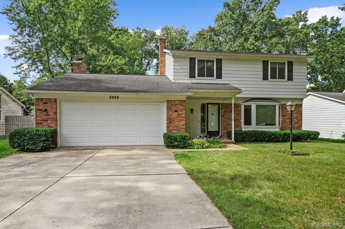 2484 Horace Street, West Bloomfield, MI 48324 - Image #1