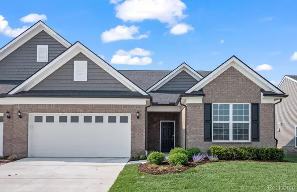 16104 Conifer Lane, ClintonTownship, MI 48038