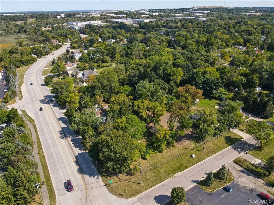 0000 Collier, Auburn Hills, MI 48326 - Image #2