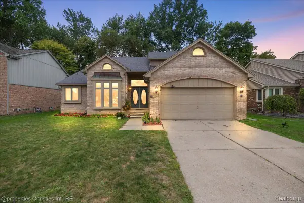 43377 Rivergate Drive, ClintonTownship, MI 48038