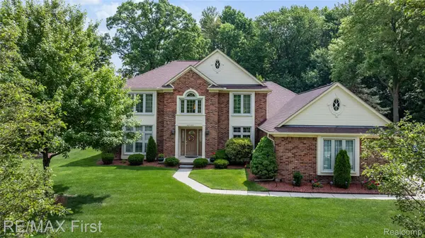 42150 Margaret Drive, ClintonTownship, MI 48038