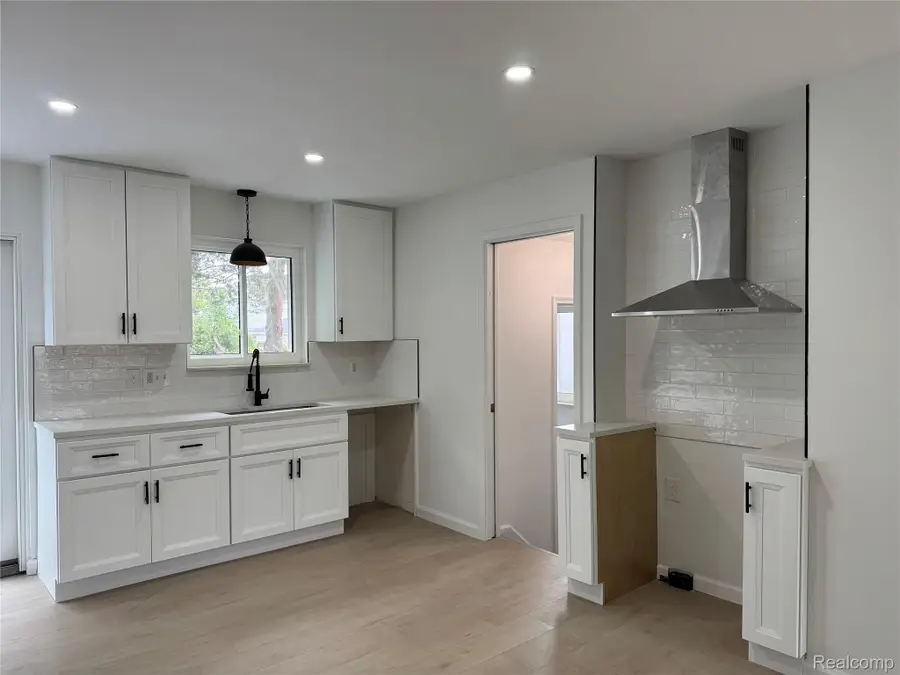 27719 Rockwood Street, Saint Clair Shores, MI 48081 - Image #3