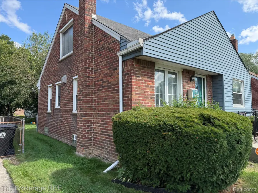 17722 Kinloch, Redford, MI 48240 - Image #2