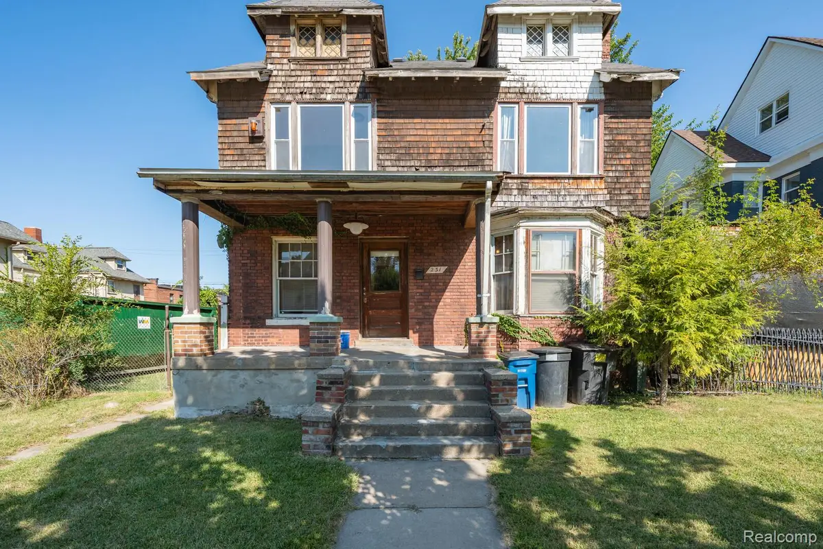 231 Chandler Street, Detroit, MI 48202 - Image #1