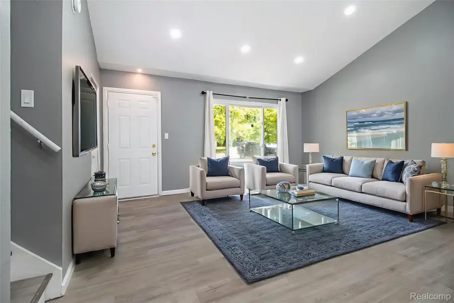 8650 Cedar Court, Ypsilanti, MI 48198 - Image #3