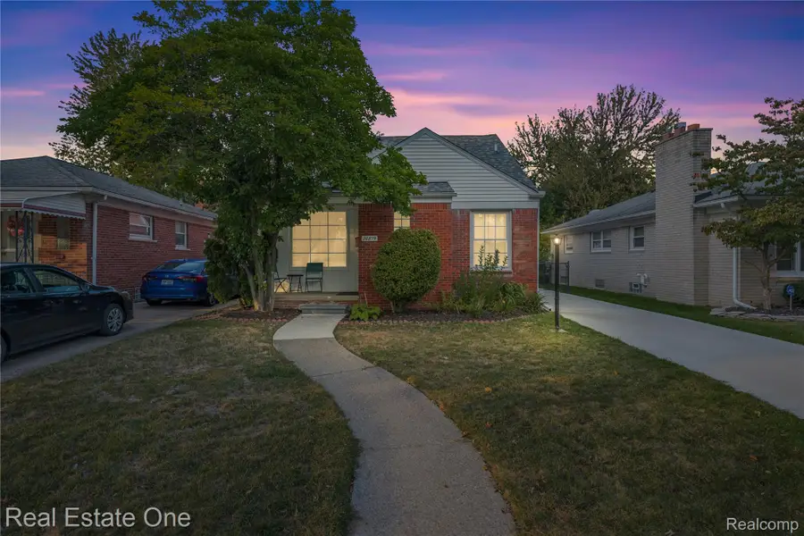 20879 Beaufait Street, Harper Woods, MI 48225 - Image #2