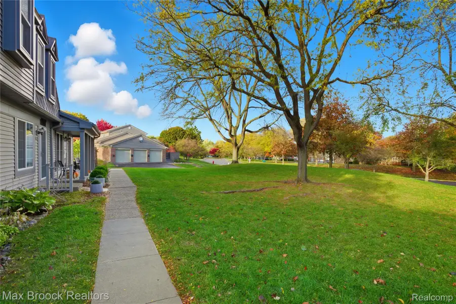 2846 Bombridge Court, Ann Arbor, MI 48104 - Image #2