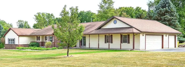 742 Ann Marie Court, Oxford, MI 48371