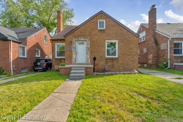 18635 Curtis Street, Detroit, MI 48219