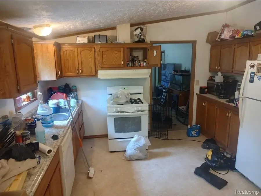 5459 W Bradford Road, Shepherd, MI 48883 - Image #3