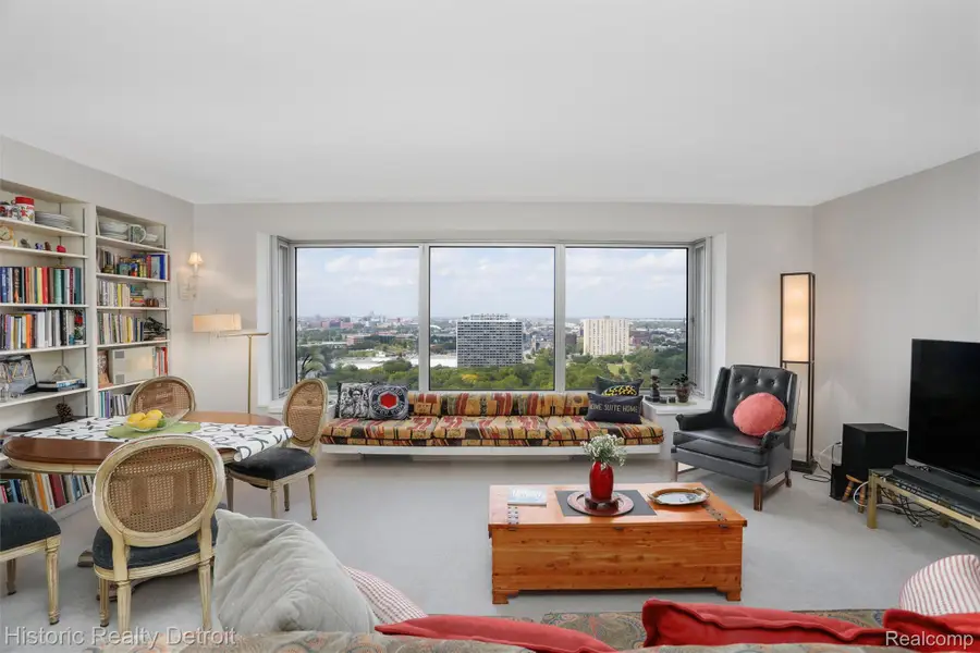 1300 E Lafayette Street #2211, Detroit, MI 48207 - Image #3