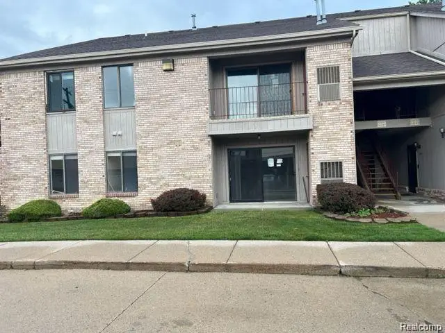 16143 Clarkson Drive #2, Fraser, MI 48026 - Image #3