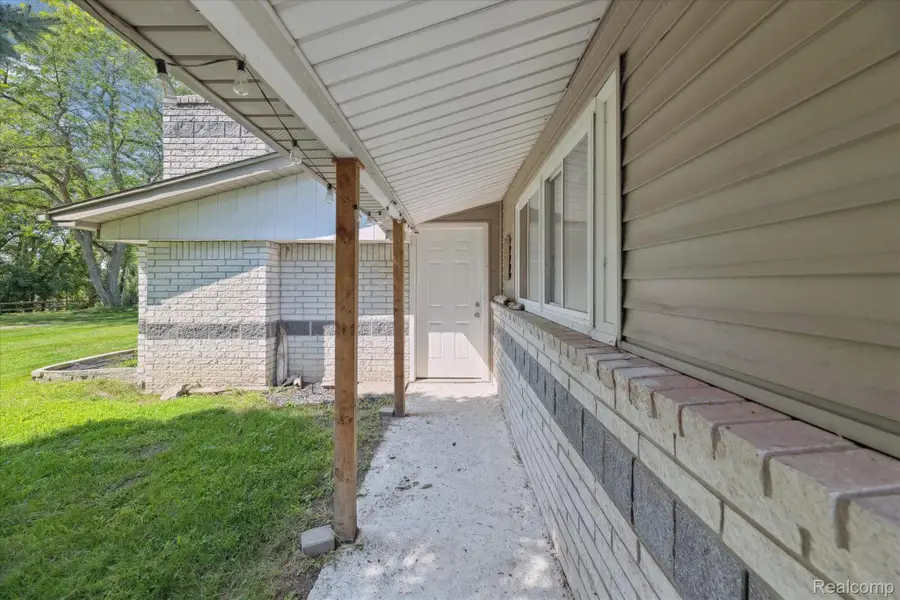 1590 W Rolston Road, Linden, MI 48451 - Image #3