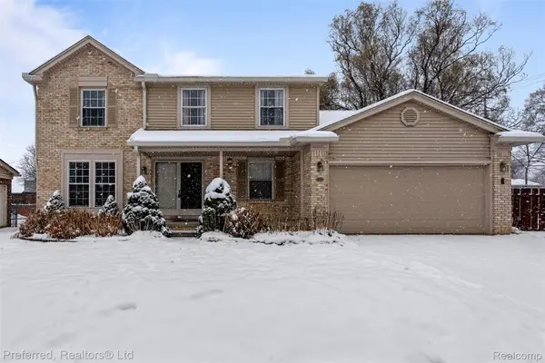 45377 Twining Street, Canton, MI 48187