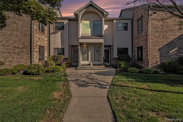 42771 Lilley Pointe Drive, Canton, MI 48187