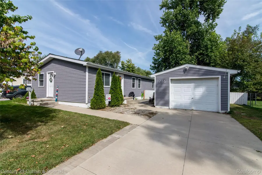 716 Ternes Road, Tecumseh, MI 49286 - Image #2