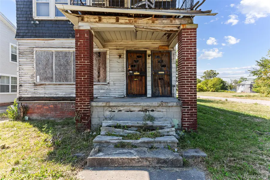 2223 Gray Street, Detroit, MI 48215 - Image #3