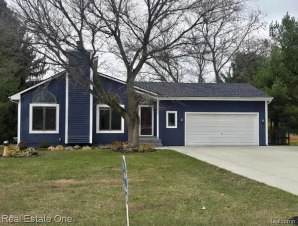 2525 Sherlock Trail, Highland, MI 48356