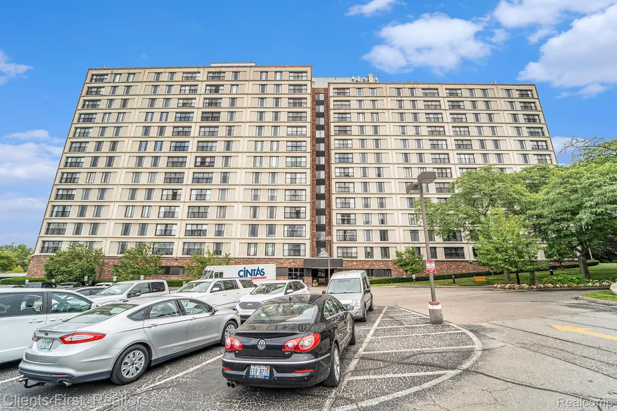 21800 Morley #116, Dearborn, MI 48124 - Image #1