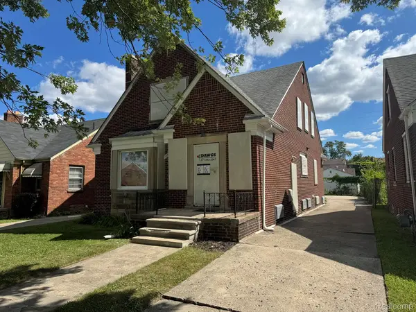 18700 Whitcomb Street, Detroit, MI 48235