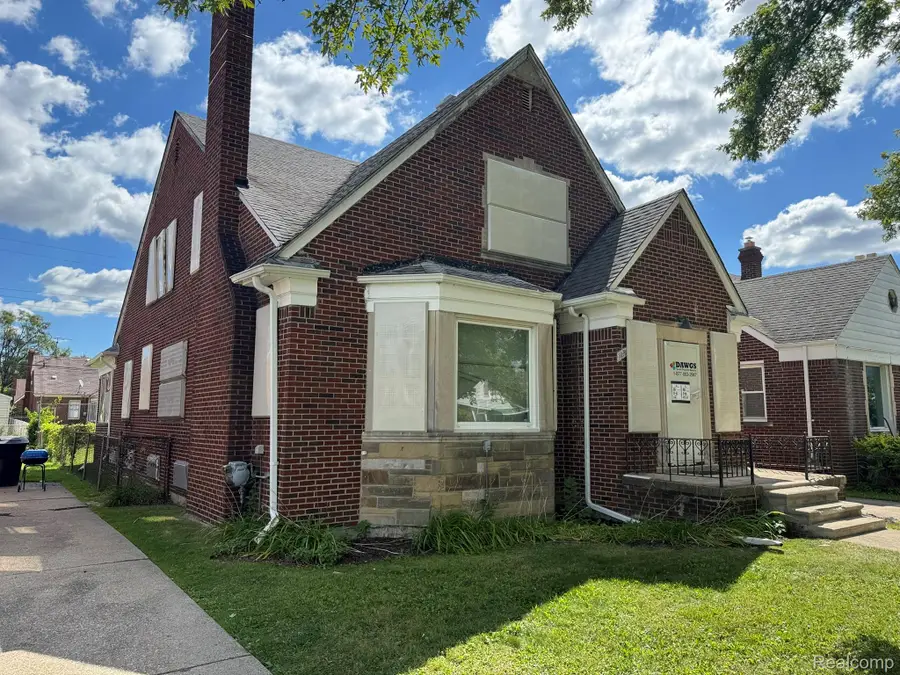 18700 Whitcomb Street, Detroit, MI 48235 - Image #2