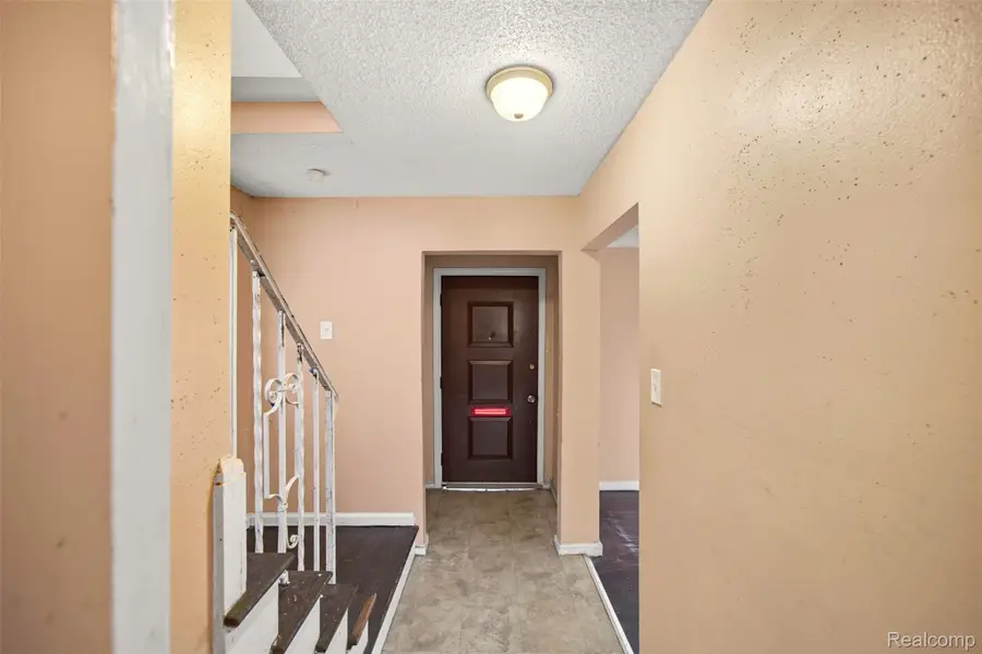 19440 Hartwell Street, Detroit, MI 48235 - Image #3