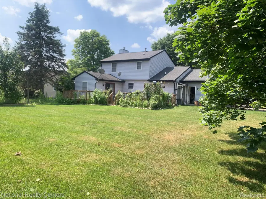 28776 Danvers Court, Lyon, MI 48178 - Image #3