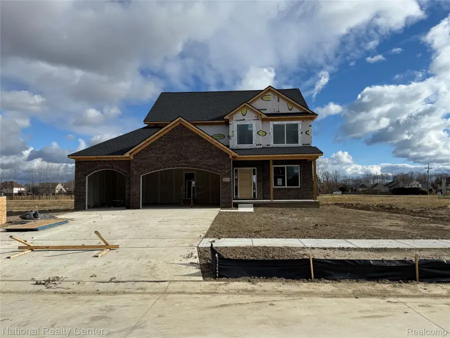 53176 Woodland Meadows, Chesterfield, MI 48047 - Image #2