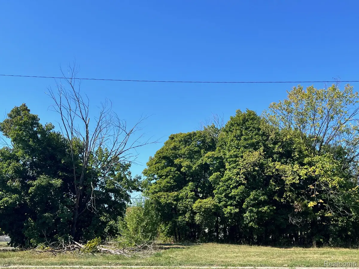 2943 E Vernor Highway, Detroit, MI 48207 - Image #1