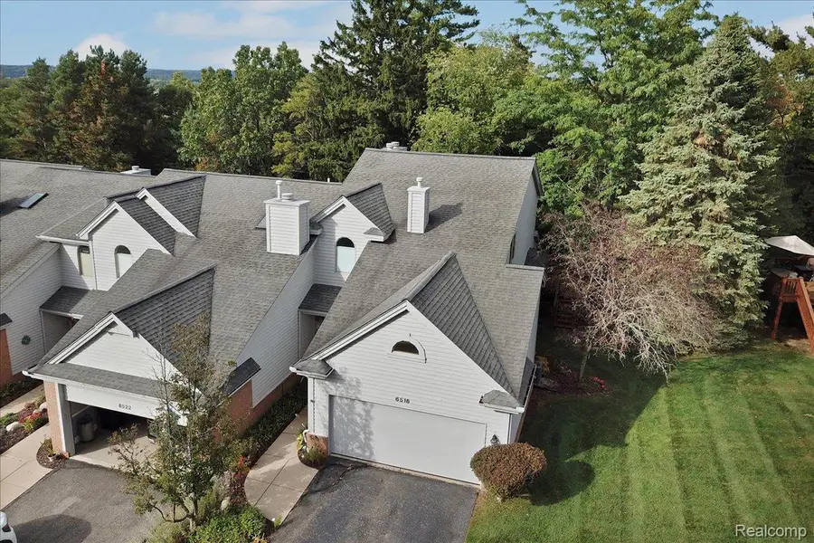 6516 Scenic Pines Court, Clarkston, MI 48346 - Image #2
