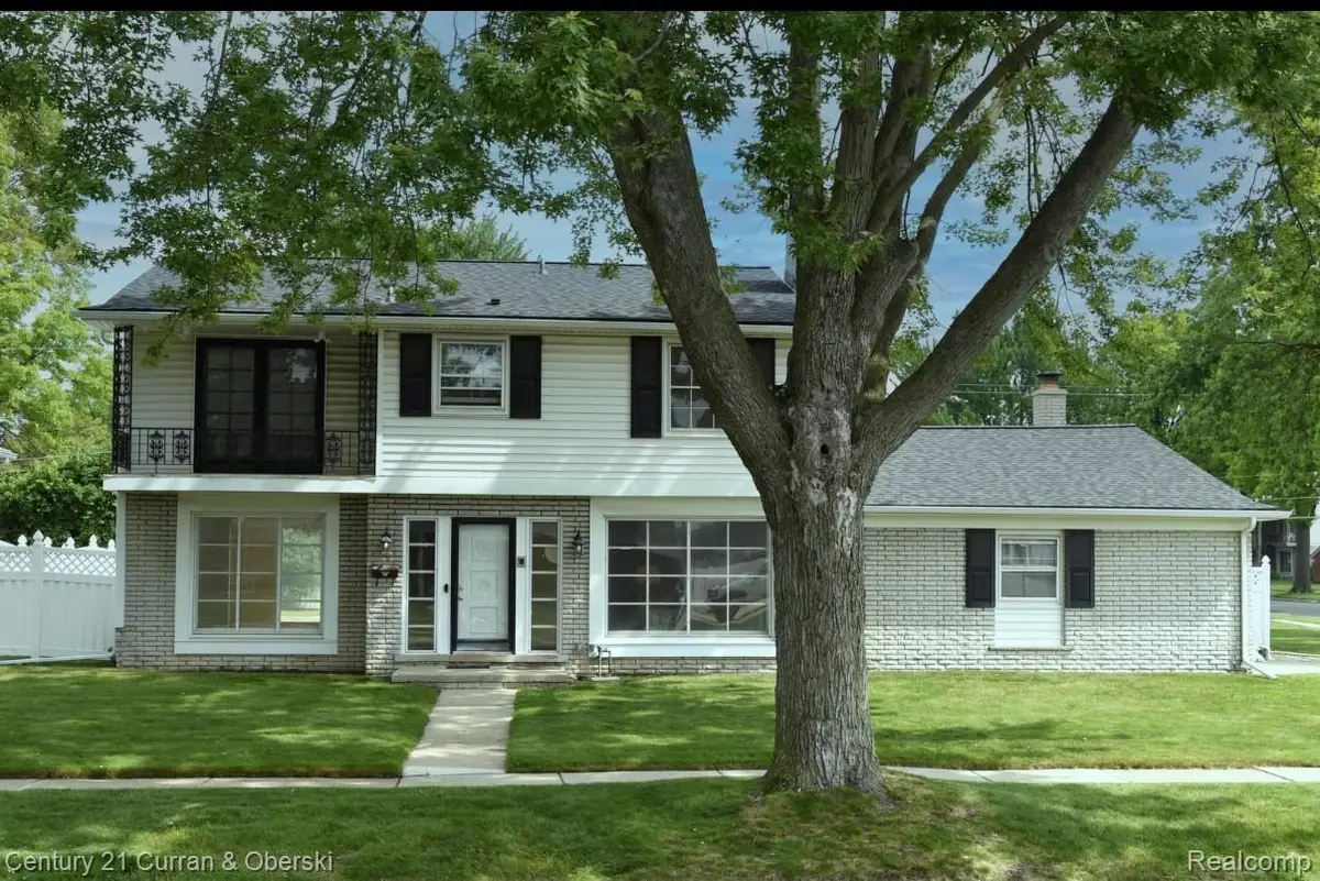 26004 Shirley Lane, Dearborn Heights, MI 48127 - Image #1