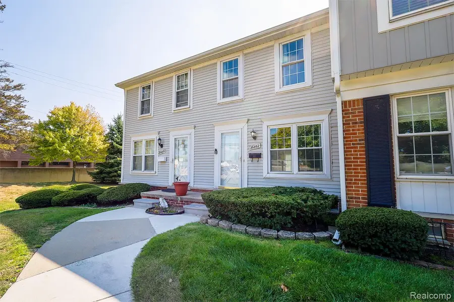 36862 Park Place Dr Unit #2, Sterling Heights, MI 48310 - Image #3