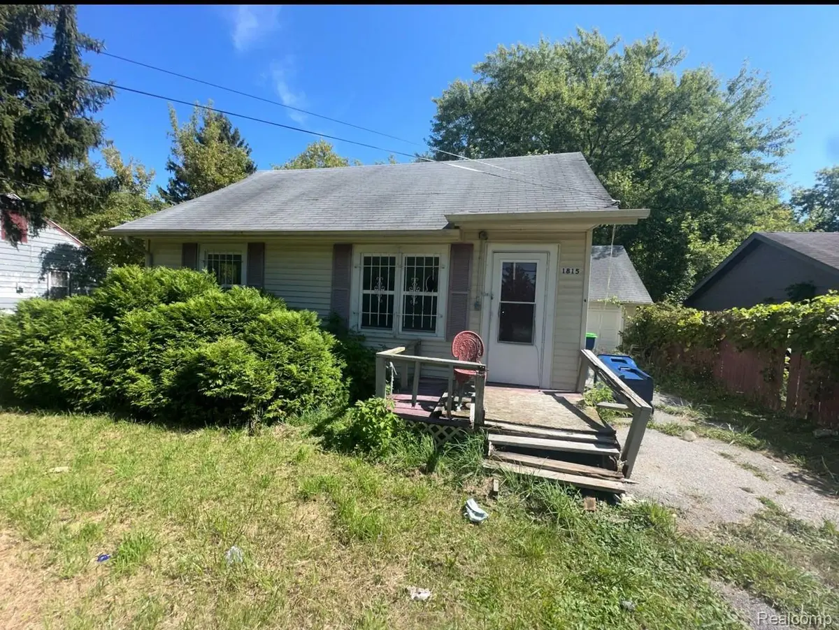 1815 Mack Road, Saginaw, MI 48601 - Image #1
