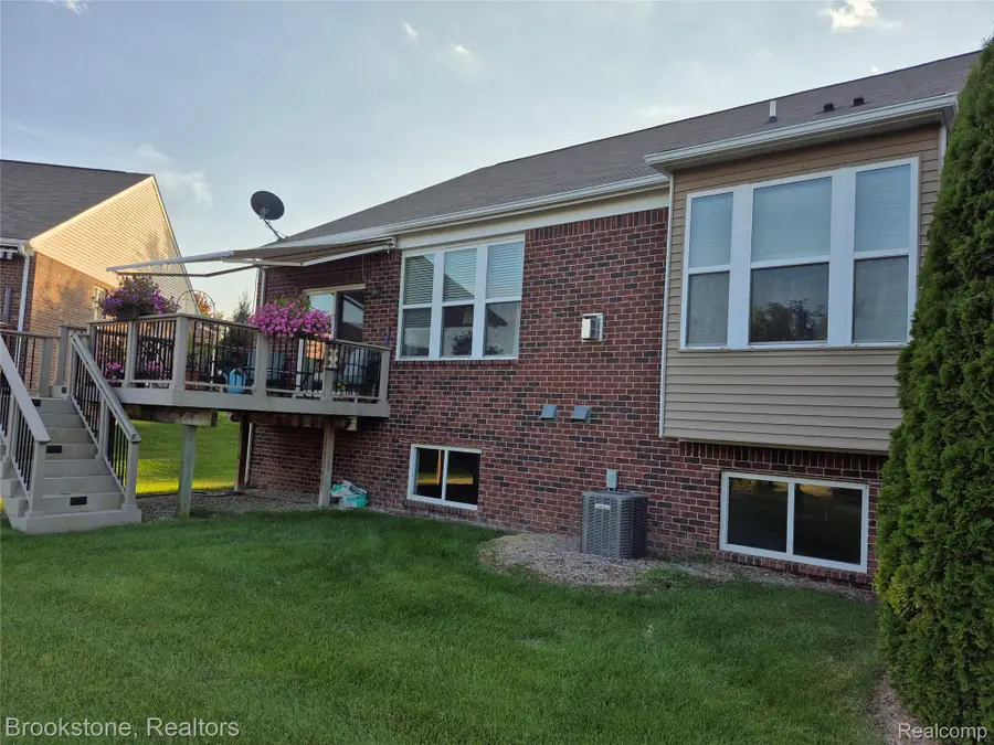 2081 Orwell Street, Orion, MI 48360 - Image #3