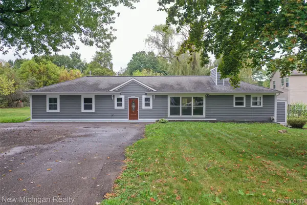 6239 Grange Hall Road, Holly, MI 48442