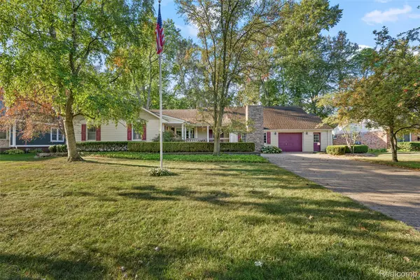 436 Girard Avenue, RoyalOak, MI 48073