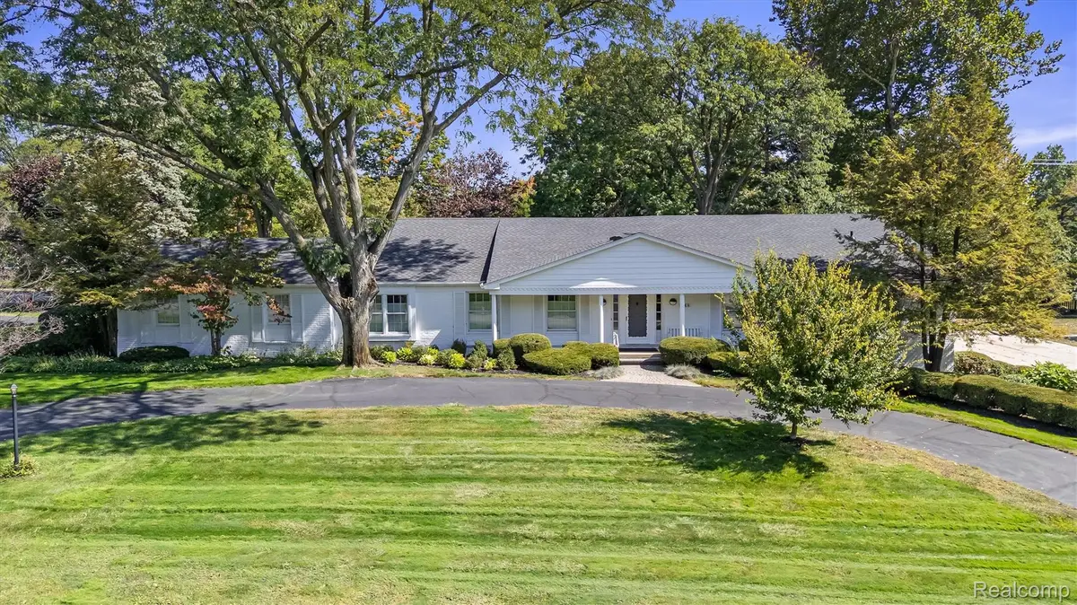 1348 Charrington Road, Bloomfield, MI 48301 - Image #1