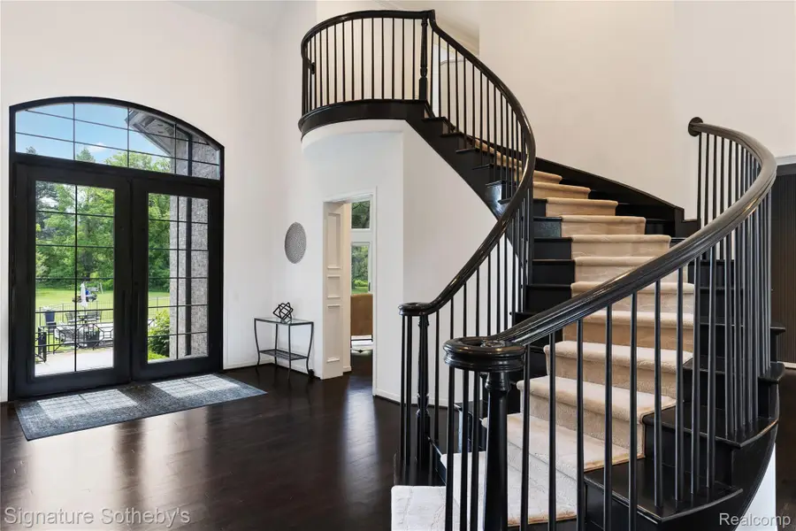 26377 Willowgreen Drive, Franklin, MI 48025 - Image #3