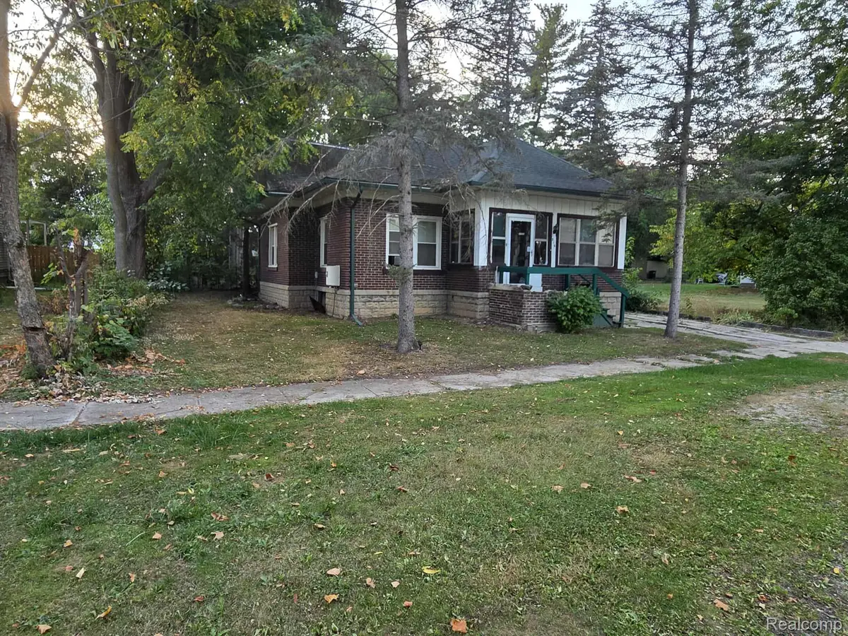 316 S Main Street, Webberville, MI 48892 - Image #1