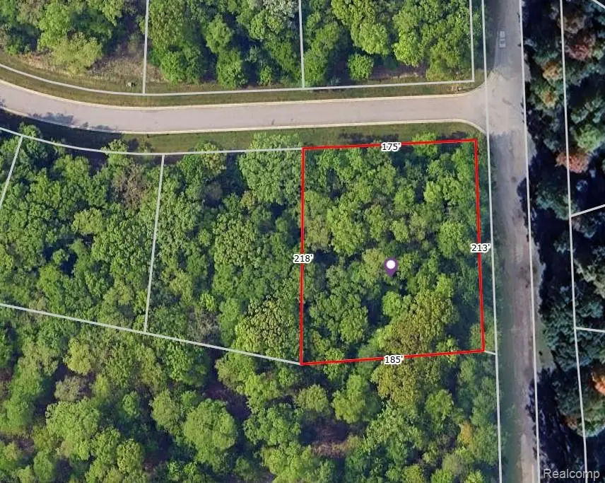 687 Kings Fairway Lane, Grand Blanc, MI 48439 - Image #1