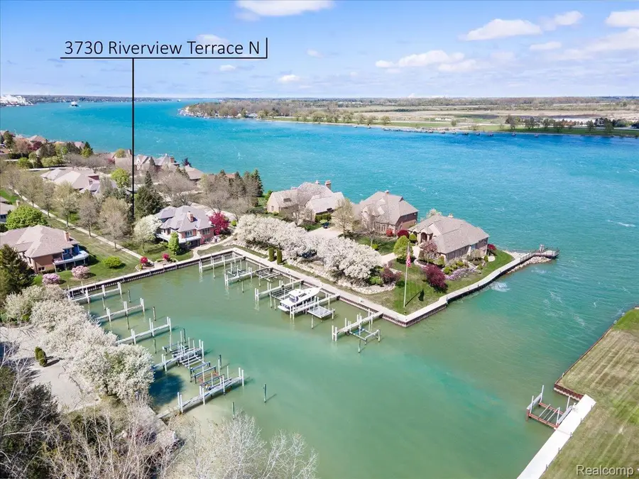 3730 Riverview Terrace N, East China, MI 48054 - Image #2