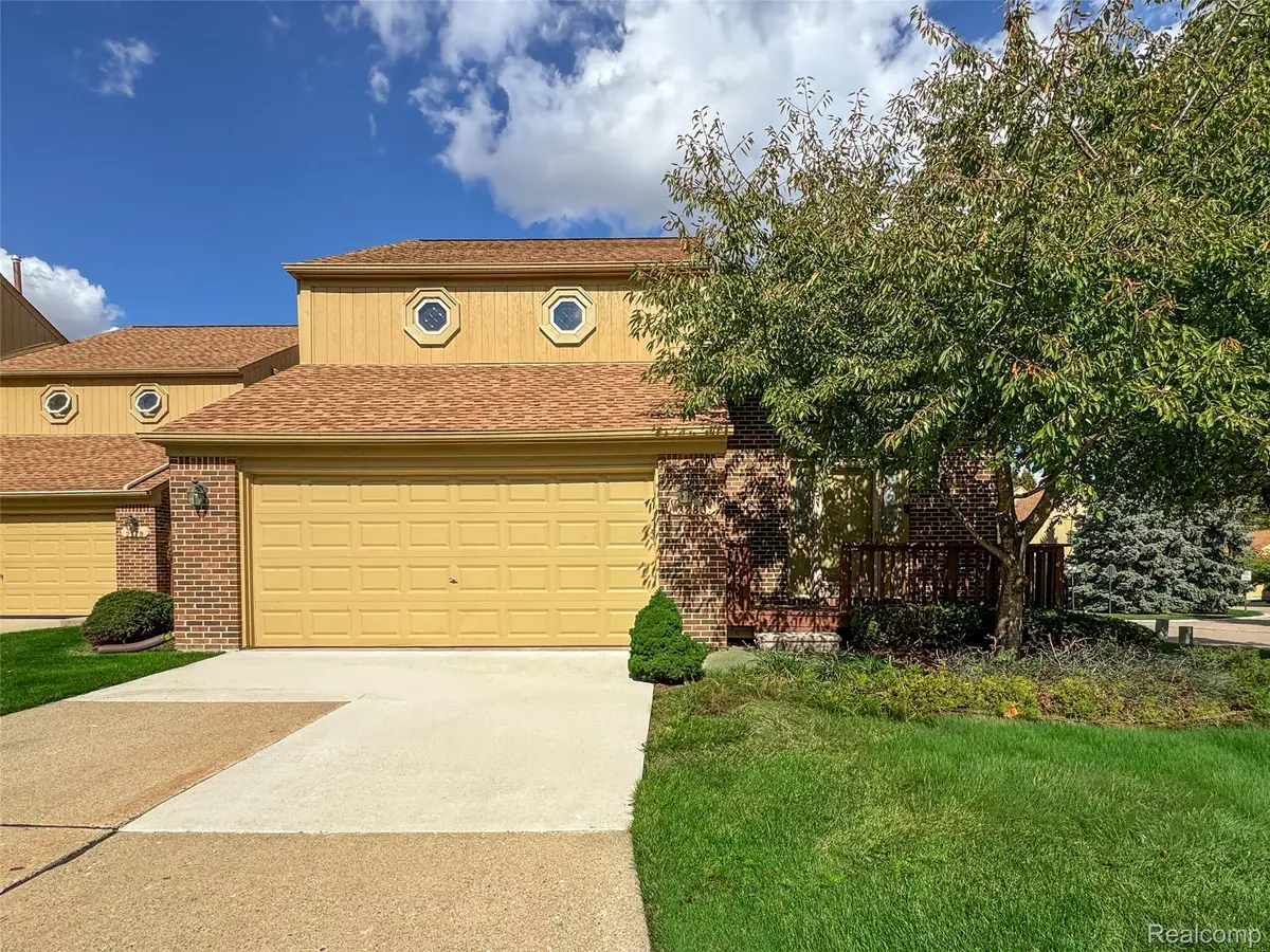 2283 Crystal Drive, Rochester Hills, MI 48309 - Image #1