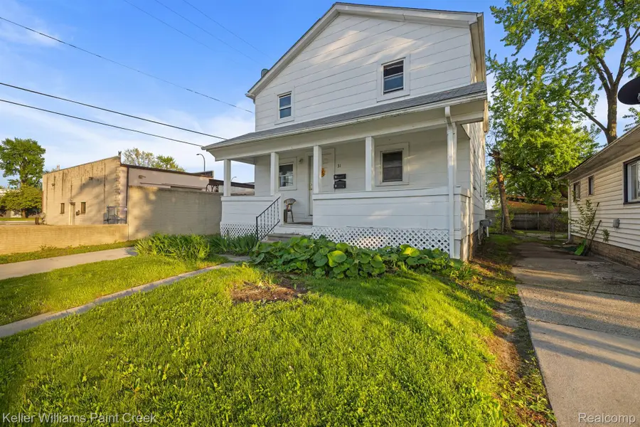 31 W Barrett Avenue, Madison Heights, MI 48071 - Image #2