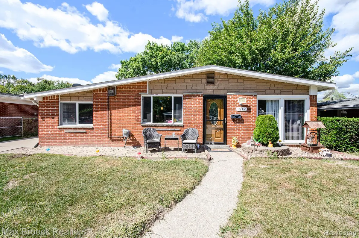 1219 Moulin Avenue, Madison Heights, MI 48071 - Image #1